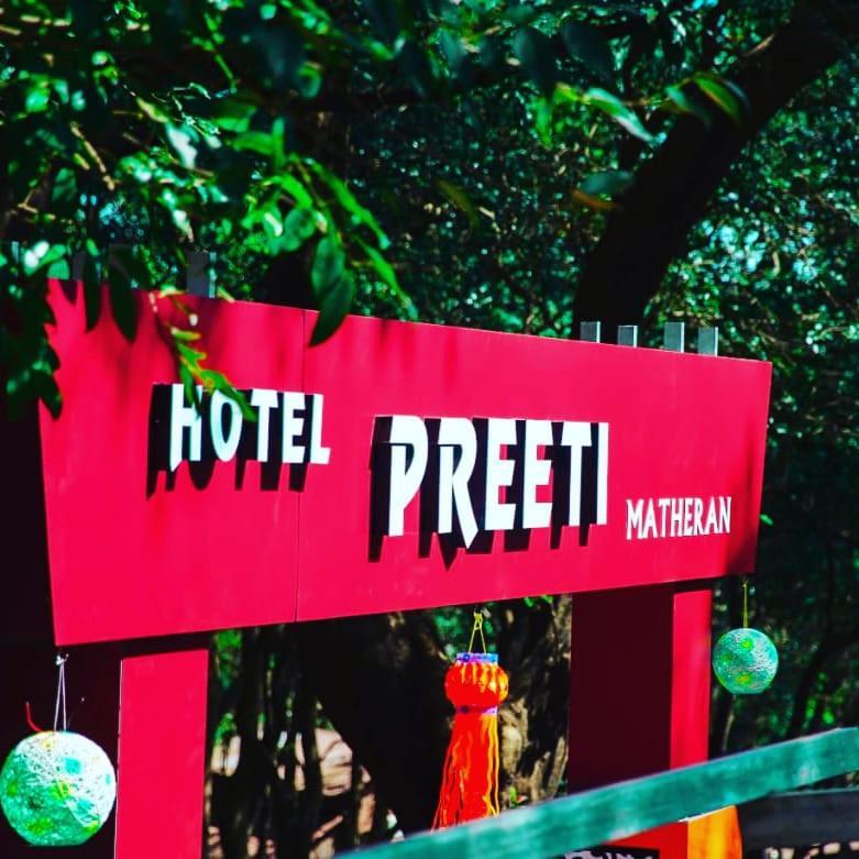 Preeti Hotel Matheran Exterior photo